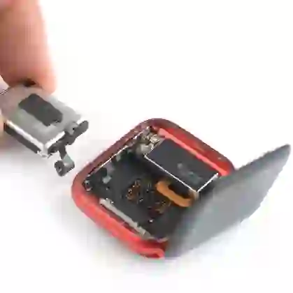 Thay pin Apple Watch Series 6 - 40mm 1